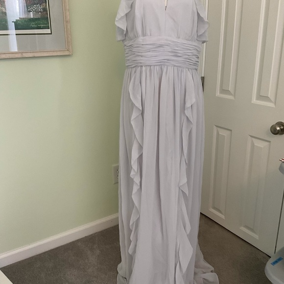 Donna Morgan Gown - Picture 5 of 12
